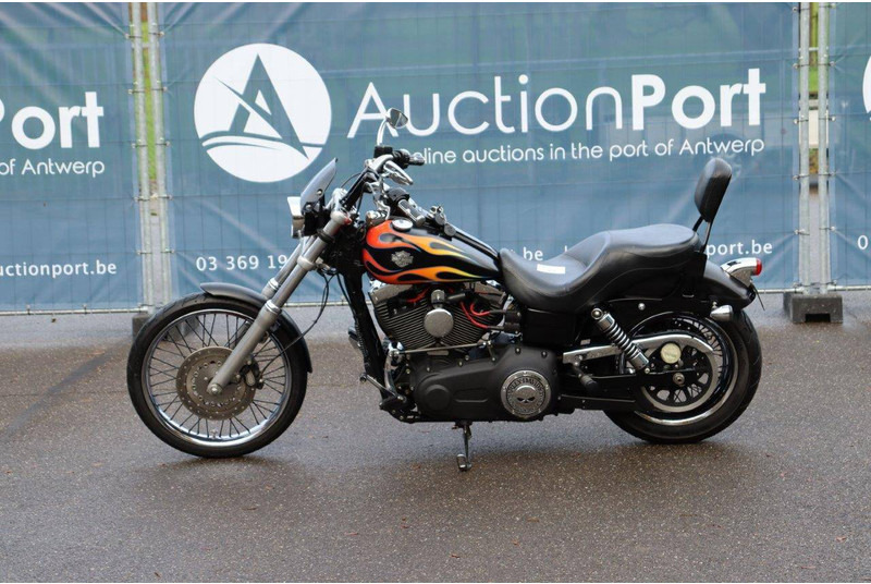 Harley-Davidson Dyna Wide Glide - Sepeda motor: gambar 2 Harley-Davidson Dyna Wide Glide - Sepeda motor: gambar 2