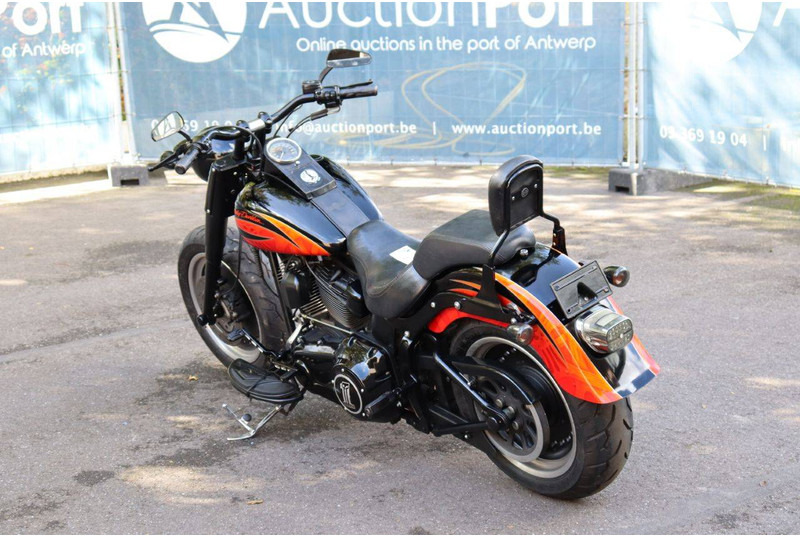 Harley-Davidson Fat Boy Low - Sepeda motor: gambar 4 Harley-Davidson Fat Boy Low - Sepeda motor: gambar 4
