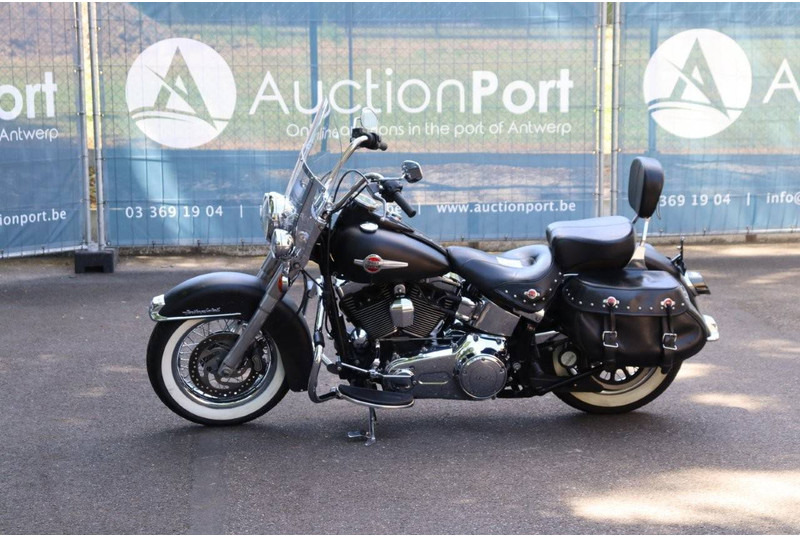 Harley-Davidson Heritage Softail Classic - Sepeda motor: gambar 1 Harley-Davidson Heritage Softail Classic - Sepeda motor: gambar 1
