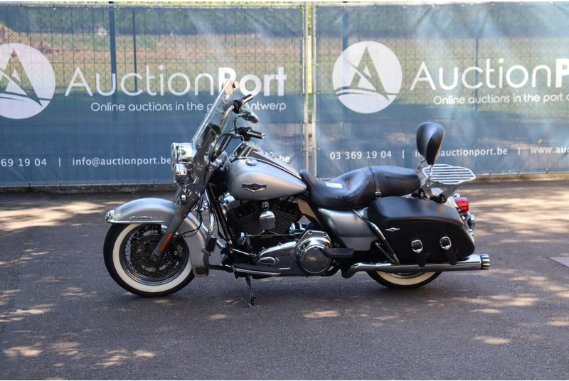 Harley-Davidson Road King Classic - Sepeda motor: gambar 1 Harley-Davidson Road King Classic - Sepeda motor: gambar 1