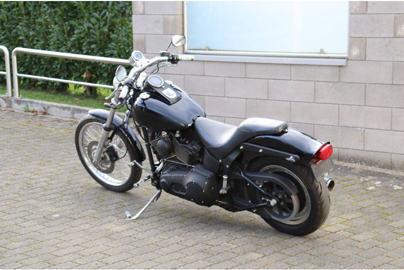 Harley-Davidson Soft Tail Night Train - Sepeda motor: gambar 3 Harley-Davidson Soft Tail Night Train - Sepeda motor: gambar 3