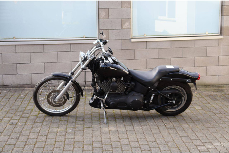 Harley-Davidson Soft Tail Night Train - Sepeda motor: gambar 1 Harley-Davidson Soft Tail Night Train - Sepeda motor: gambar 1
