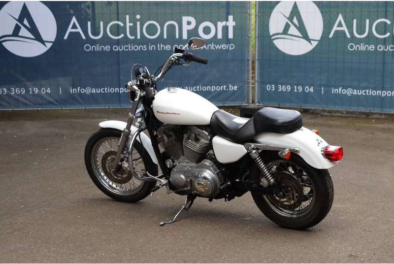 Harley-Davidson Sporster XL883 - Sepeda motor: gambar 3 Harley-Davidson Sporster XL883 - Sepeda motor: gambar 3