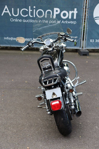Harley-Davidson Sportster XL1200 Custom - Sepeda motor: gambar 5 Harley-Davidson Sportster XL1200 Custom - Sepeda motor: gambar 5