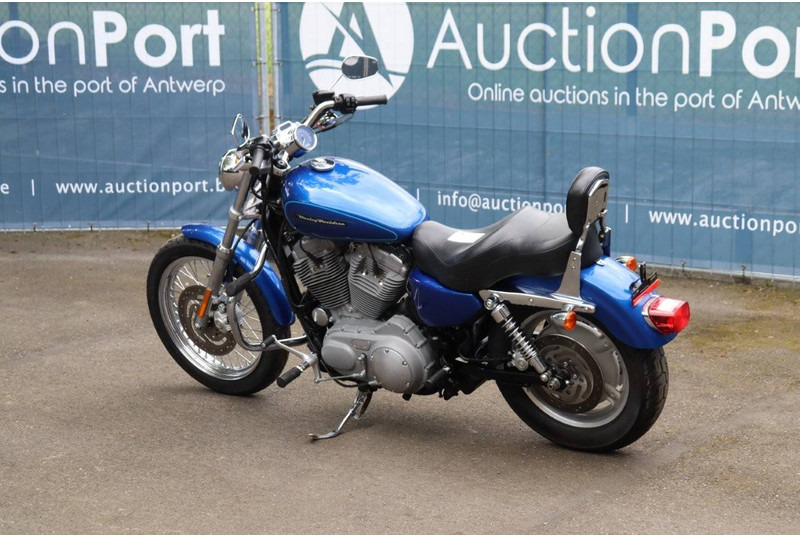 Harley-Davidson Sportster XL883 - Sepeda motor: gambar 3 Harley-Davidson Sportster XL883 - Sepeda motor: gambar 3