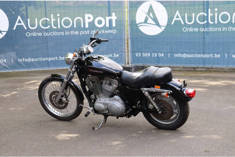 Harley-Davidson Sportster XL883 - Sepeda motor: gambar 3 Harley-Davidson Sportster XL883 - Sepeda motor: gambar 3
