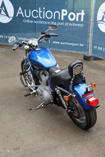 Harley-Davidson Sportster XL883 - Sepeda motor: gambar 4 Harley-Davidson Sportster XL883 - Sepeda motor: gambar 4