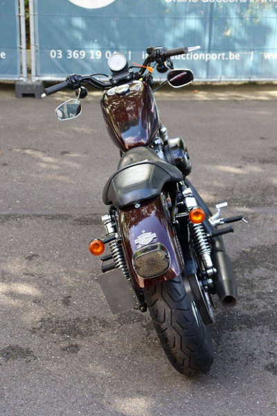 Harley-Davidson Sportster XL883 Super Low - Sepeda motor: gambar 5 Harley-Davidson Sportster XL883 Super Low - Sepeda motor: gambar 5