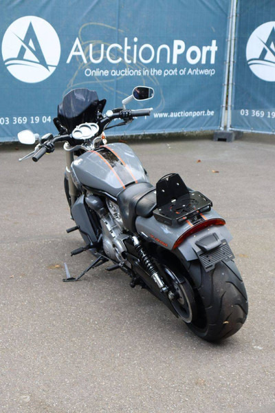 Harley-Davidson V-Rod - Sepeda motor: gambar 4 Harley-Davidson V-Rod - Sepeda motor: gambar 4