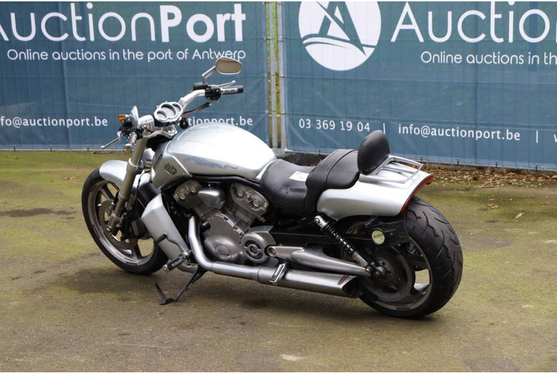 Harley-Davidson V-Rod Muscle - Sepeda motor: gambar 3 Harley-Davidson V-Rod Muscle - Sepeda motor: gambar 3
