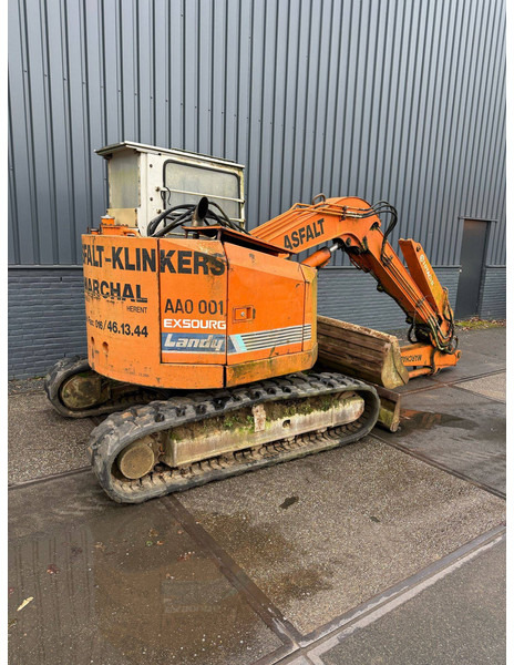 Hitachi EX50URG - Ekskavator perayap: gambar 3 Hitachi EX50URG - Ekskavator perayap: gambar 3