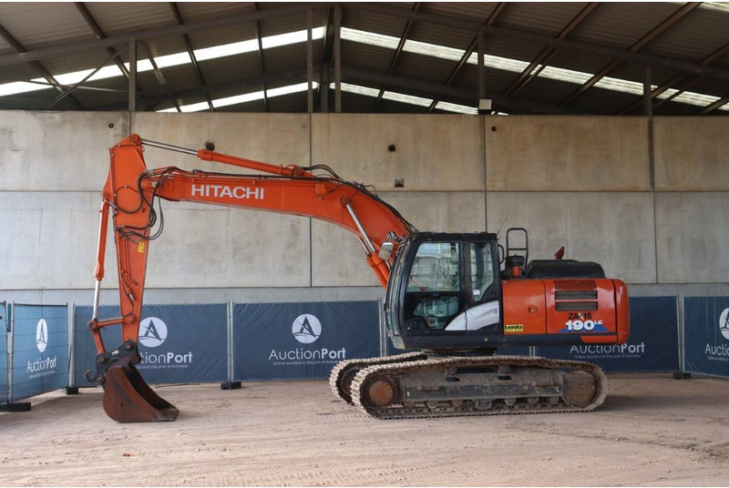Hitachi ZX190LC-6 - Ekskavator perayap: gambar 1 Hitachi ZX190LC-6 - Ekskavator perayap: gambar 1