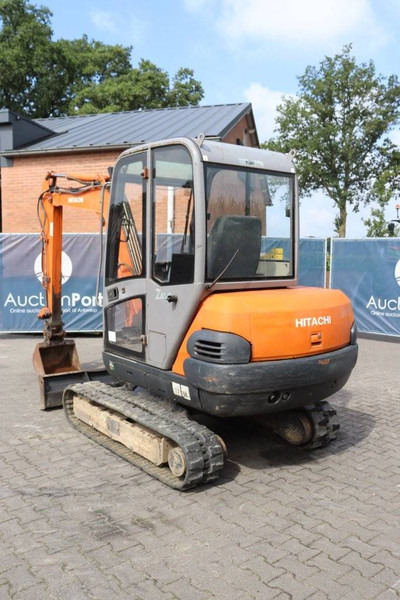 Hitachi ZX30 CLR - Ekskavator perayap: gambar 4 Hitachi ZX30 CLR - Ekskavator perayap: gambar 4