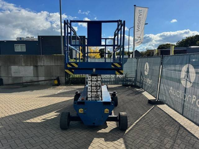 Holland lift HL-11816 - Scissor lifts: gambar 5 Holland lift HL-11816 - Scissor lifts: gambar 5