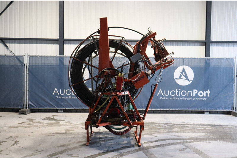 Homborg SE-M135 - Penyemprot traktor: gambar 2 Homborg SE-M135 - Penyemprot traktor: gambar 2