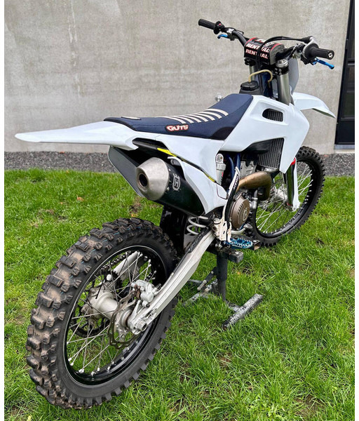 Husqvarna 250 F - Sepeda motor: gambar 3 Husqvarna 250 F - Sepeda motor: gambar 3