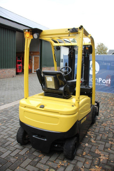 Hyster J2.0 XN - Forklift listrik: gambar 5 Hyster J2.0 XN - Forklift listrik: gambar 5