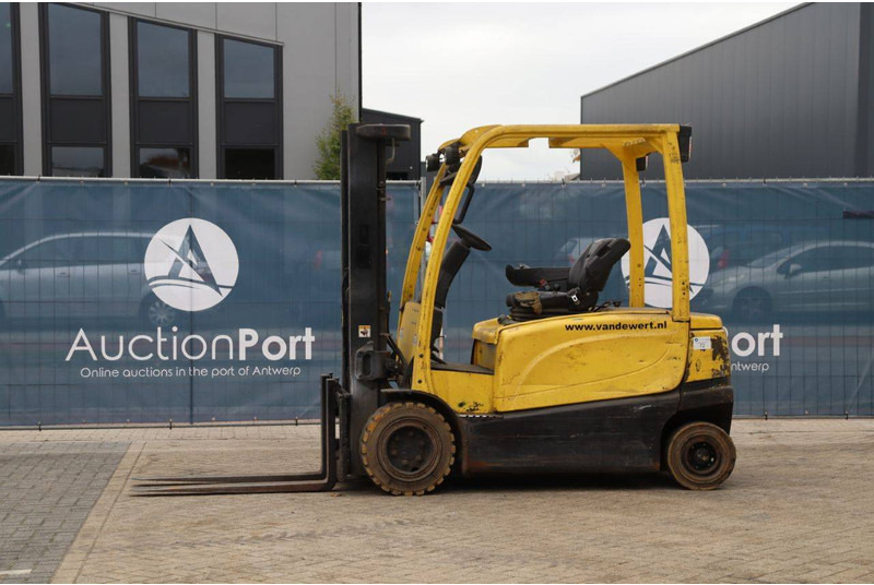 Hyster J3.0XN - Forklift listrik: gambar 1 Hyster J3.0XN - Forklift listrik: gambar 1