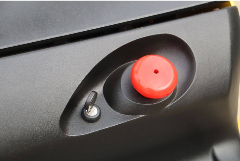 Penumpuk Hyundai 10 LS-7: gambar 15