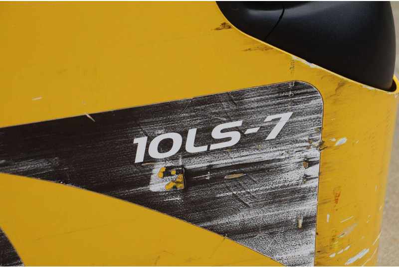 Penumpuk Hyundai 10 LS-7: gambar 11