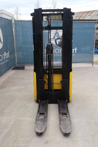 Penumpuk Hyundai 10 LS-7: gambar 8