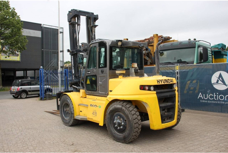 Hyundai 80D-9 - Forklift diesel: gambar 3 Hyundai 80D-9 - Forklift diesel: gambar 3