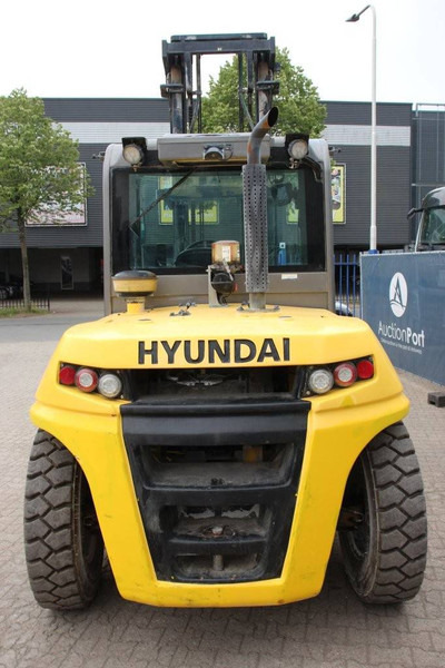 Hyundai 80D-9 - Forklift diesel: gambar 4 Hyundai 80D-9 - Forklift diesel: gambar 4