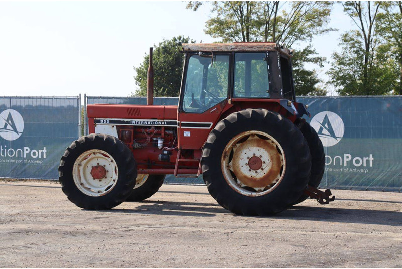 International harvester co 955-A - Traktor: gambar 3 International harvester co 955-A - Traktor: gambar 3