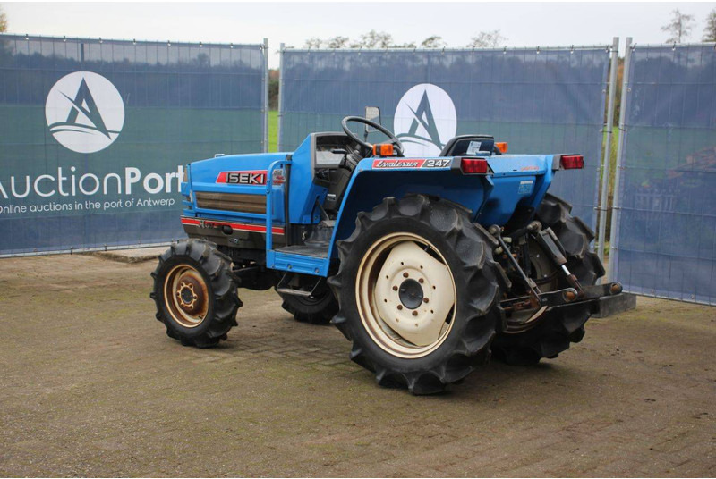 Iseki Landleader 247 - Traktor: gambar 3 Iseki Landleader 247 - Traktor: gambar 3