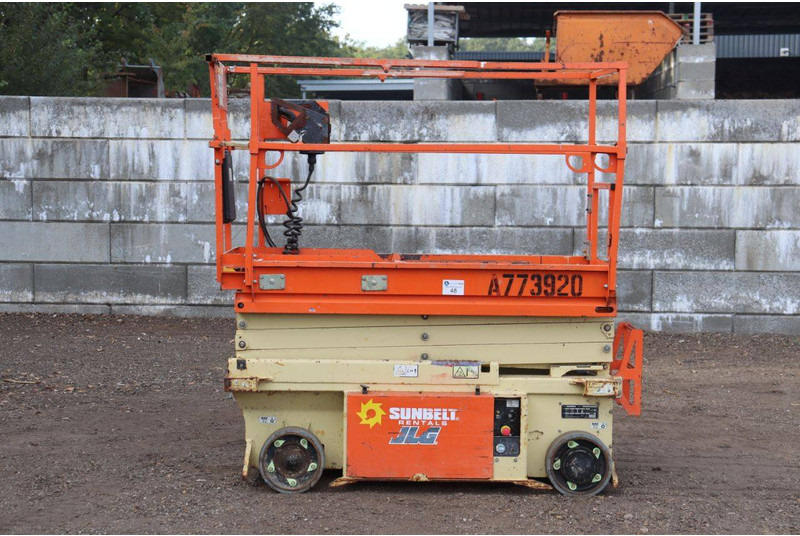 JLG 6RS - Scissor lifts: gambar 2 JLG 6RS - Scissor lifts: gambar 2
