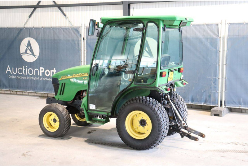 John Deere 2320 - Traktor: gambar 3 John Deere 2320 - Traktor: gambar 3