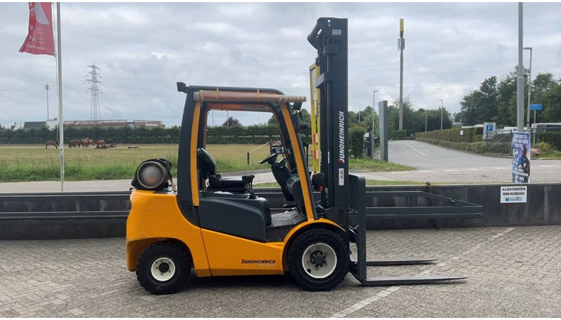 Jungheinrich TFG 430 - Forklift LPG: gambar 1 Jungheinrich TFG 430 - Forklift LPG: gambar 1