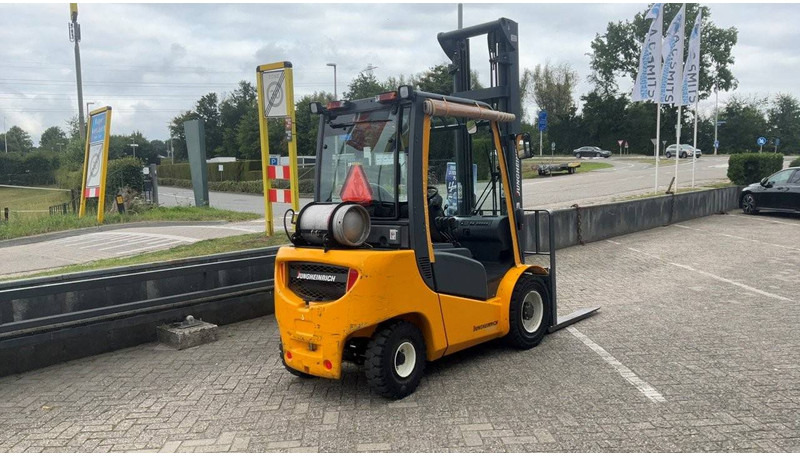 Jungheinrich TFG 430 - Forklift LPG: gambar 3 Jungheinrich TFG 430 - Forklift LPG: gambar 3