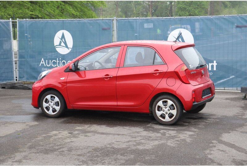 Kia Picanto - Mobil sedan: gambar 4 Kia Picanto - Mobil sedan: gambar 4