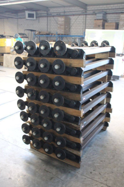 Knott GmbH  - Trailer flatbed: gambar 5 Knott GmbH  - Trailer flatbed: gambar 5