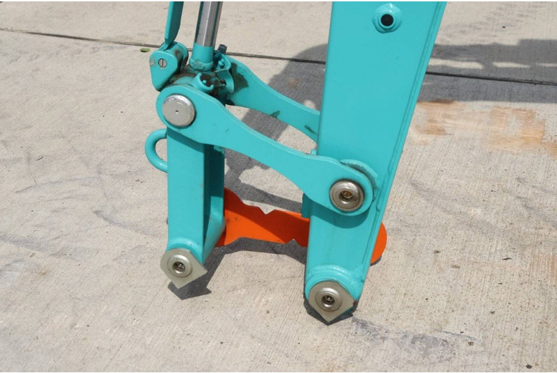 Ekskavator perayap baru Kobelco SK25SR-6: gambar 13