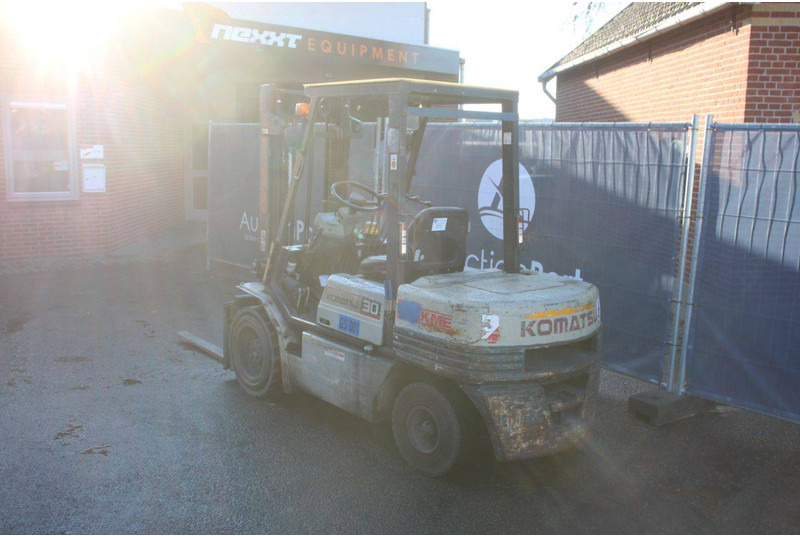 Komatsu FD30T-11E - Forklift diesel: gambar 3 Komatsu FD30T-11E - Forklift diesel: gambar 3