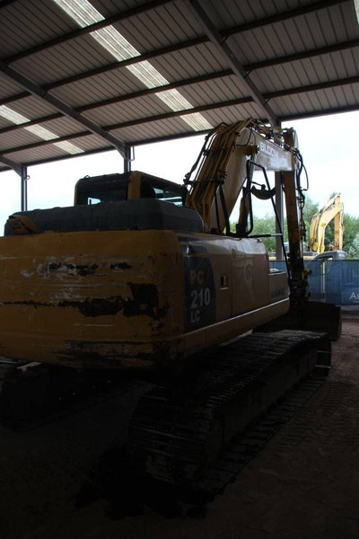 Komatsu PC210LC-8 - Ekskavator perayap: gambar 5 Komatsu PC210LC-8 - Ekskavator perayap: gambar 5