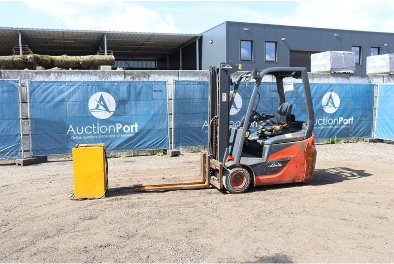 Linde E16C - Forklift listrik: gambar 1 Linde E16C - Forklift listrik: gambar 1