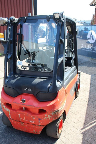 Linde E30-01 - Forklift listrik: gambar 5 Linde E30-01 - Forklift listrik: gambar 5