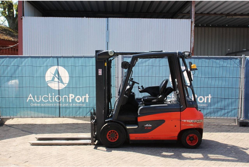 Linde E30-01 - Forklift listrik: gambar 2 Linde E30-01 - Forklift listrik: gambar 2