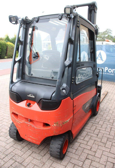 Linde E30HL-01/600 - Forklift listrik: gambar 5 Linde E30HL-01/600 - Forklift listrik: gambar 5