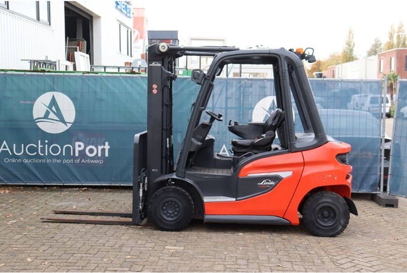 Linde H20D-01/600 - Forklift diesel: gambar 2 Linde H20D-01/600 - Forklift diesel: gambar 2