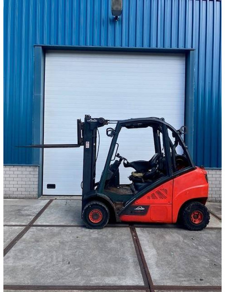 Linde H25T-02 - Forklift diesel: gambar 2 Linde H25T-02 - Forklift diesel: gambar 2