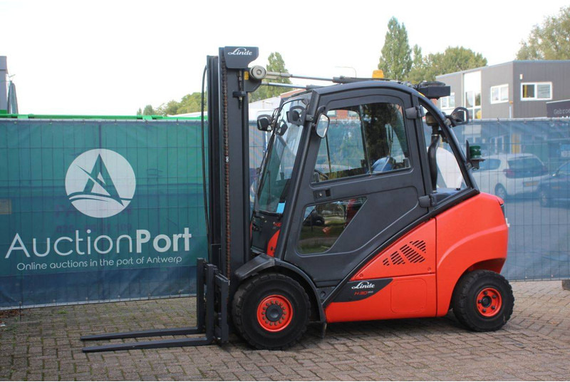 Linde H30D-02 - Forklift diesel: gambar 1 Linde H30D-02 - Forklift diesel: gambar 1