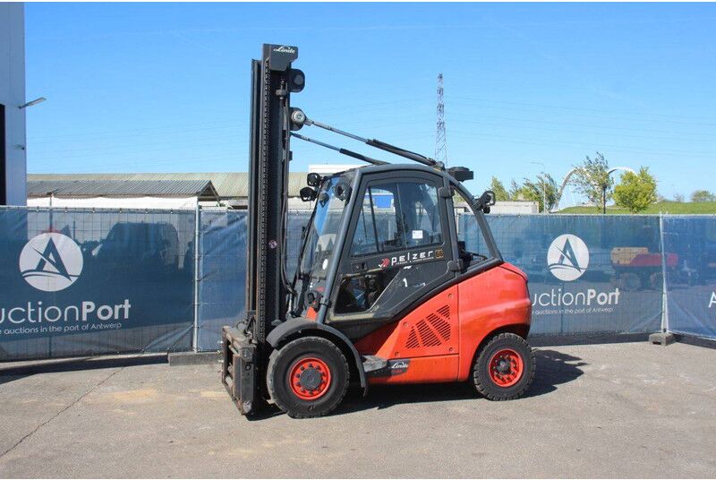 Linde H45D-01 - Forklift diesel: gambar 1 Linde H45D-01 - Forklift diesel: gambar 1