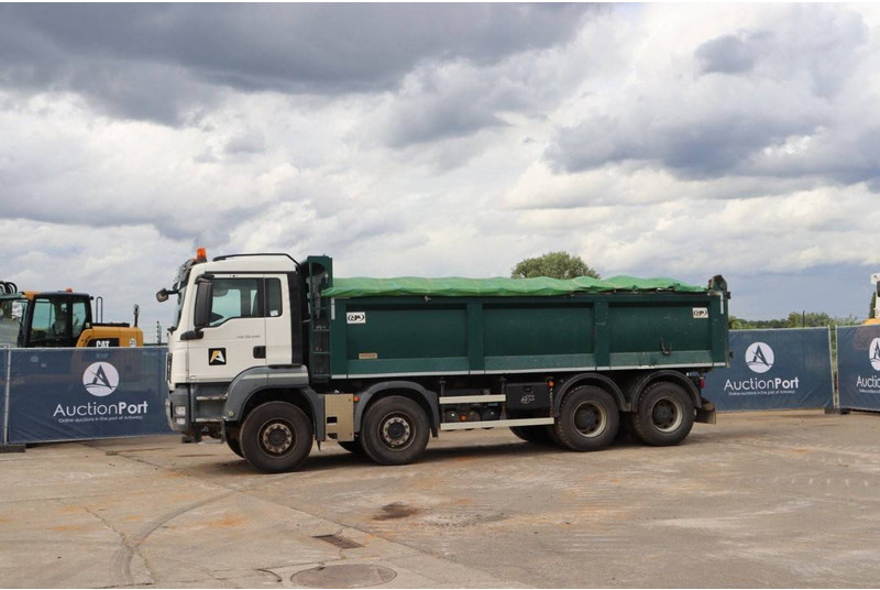 MAN TGS 35.440 - Truk flatbed: gambar 1 MAN TGS 35.440 - Truk flatbed: gambar 1