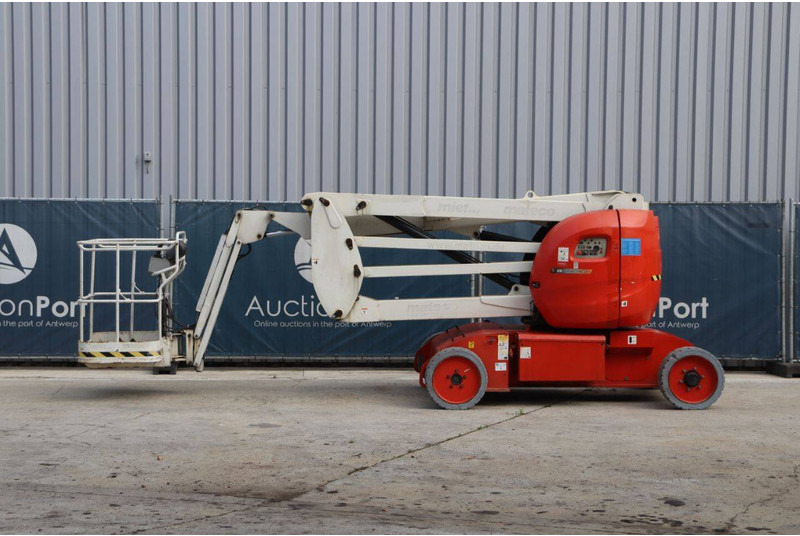 Manitou 150AETJL - Boom artikulasi: gambar 2 Manitou 150AETJL - Boom artikulasi: gambar 2