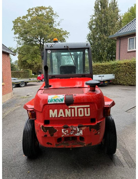 Manitou MC30D - Forklift diesel: gambar 4 Manitou MC30D - Forklift diesel: gambar 4