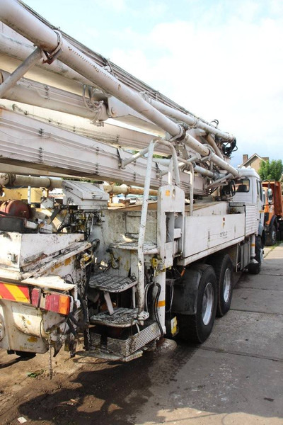 Mercedes-Benz 2631 - Truk derek: gambar 5 Mercedes-Benz 2631 - Truk derek: gambar 5